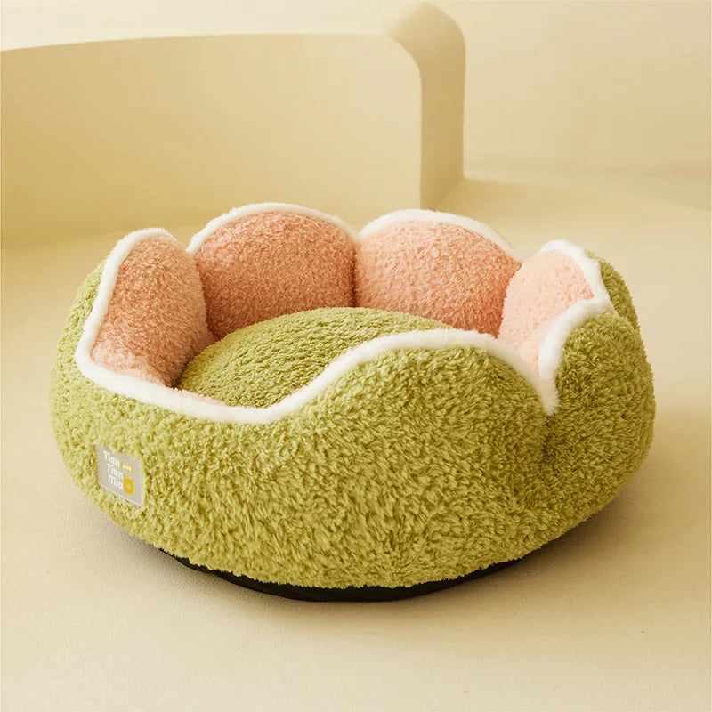 Furgone™ Super Warm Sleeping Cat Bed